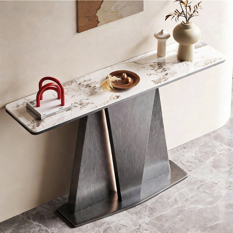 Console légère en métal de style luxueux, 33.4" H x 62.9" W x 13.7" D, Gris