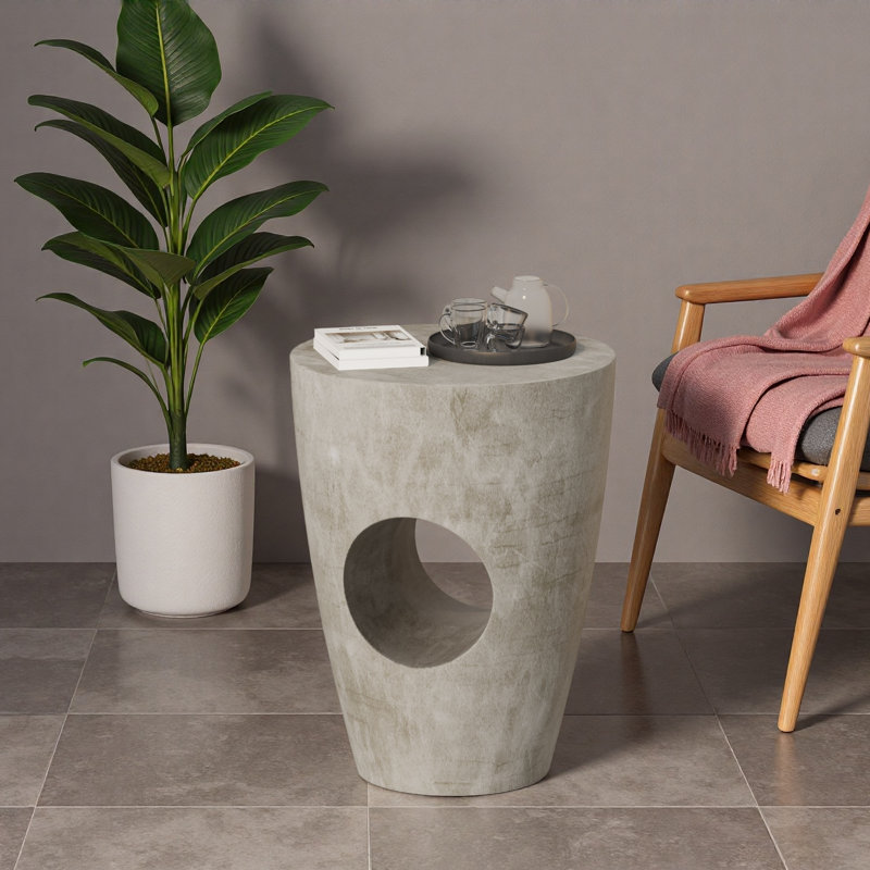 Table d'appoint, Gris