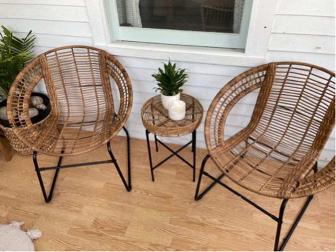 Customer review by Amanda