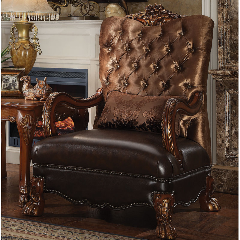 Fauteuil en velours capitonné de 34 po de largeur Caruthers, Brun doré / chêne cerise