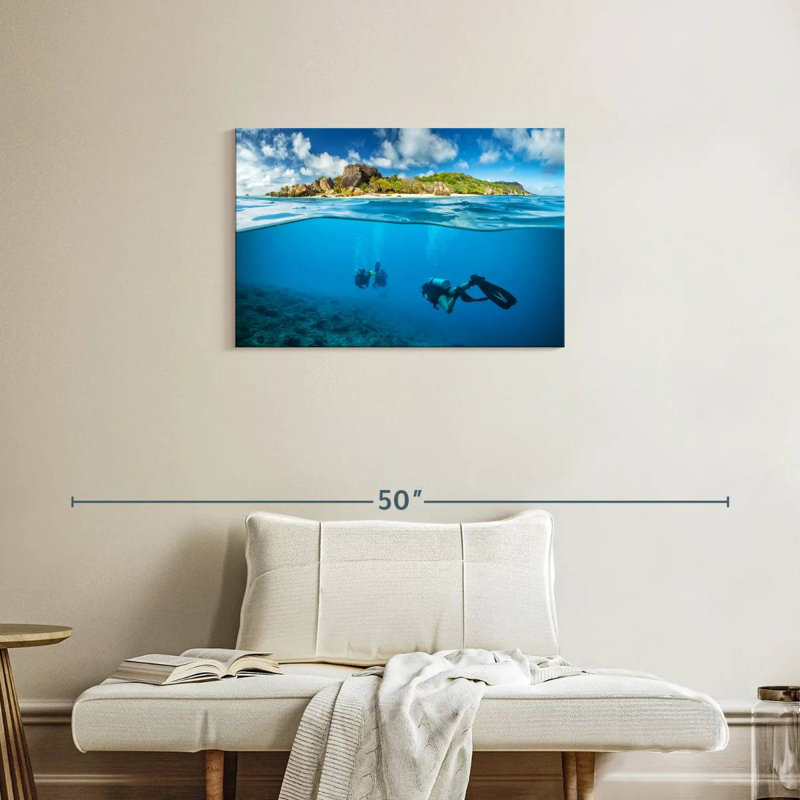 Sireci Diving, 20" H x 30" W