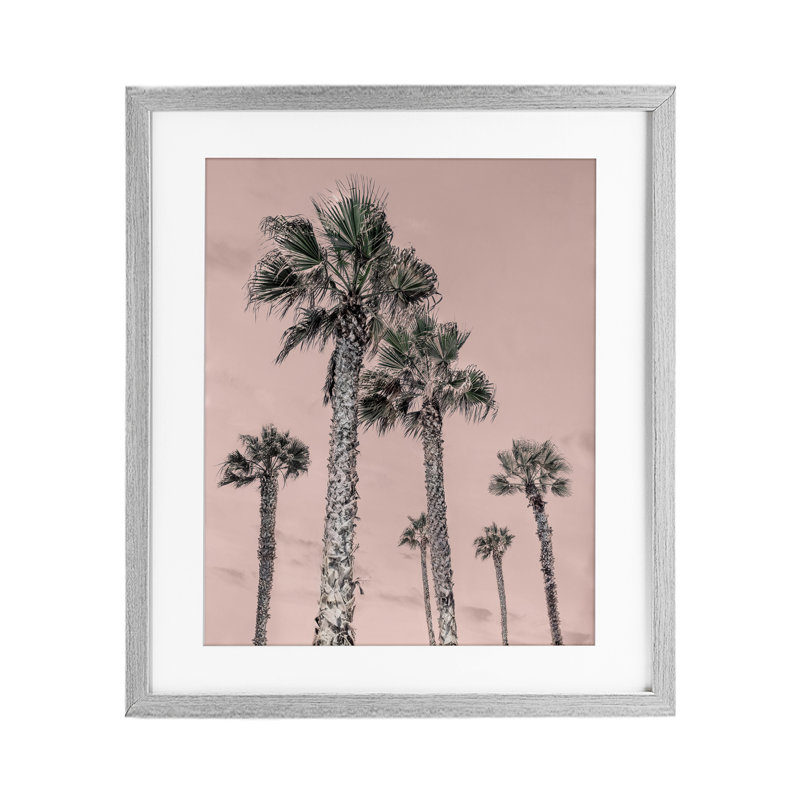 «Palm Up Pink Sky», reproduction encadrée sous verre, conception de Natalie Carpentieri, H 21 po x l 17 po