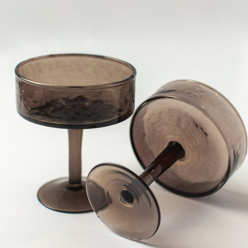 Verres à cocktail coupés à la main S / 4 - fumée, Gris