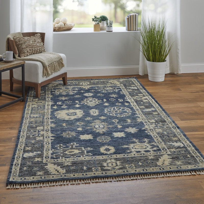 Fillmore Traditional Floral & Botanical Area Rug, Rectangle 2' x 3'