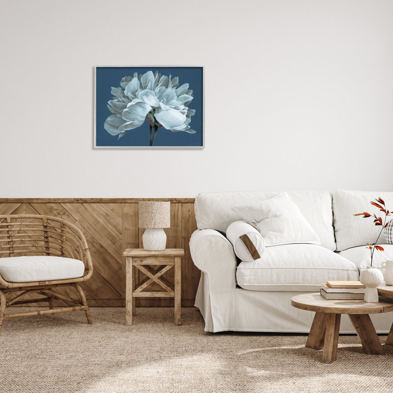 "Contemporary White Bloom Single Flower Sprig" par Liz Jardine - cadre flottant, impression sur toile