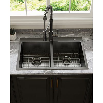 Évier de cuisine à double cuve à montage sur plan avec robinet 33 po L x 22 po