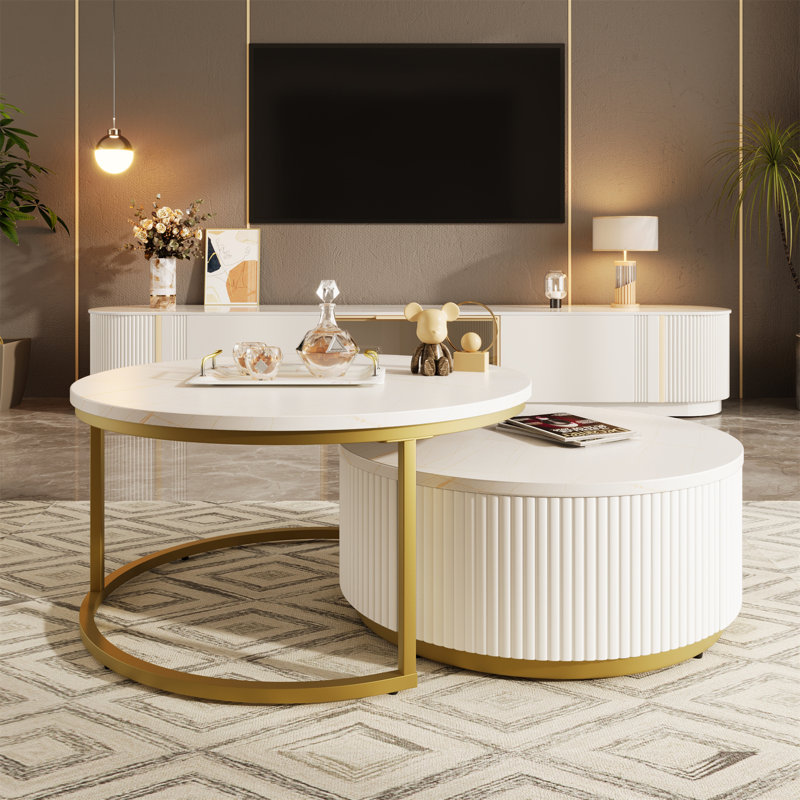 Table basse gigogne ronde 27,5 "avec motif cannelé et tiroir, Plateau blanc / base dorée