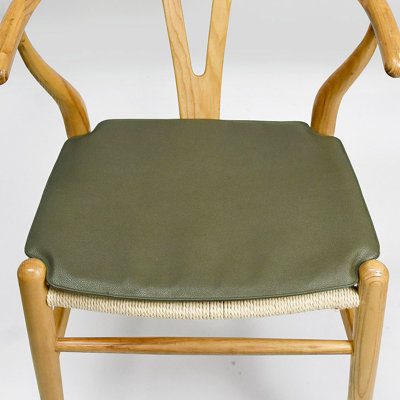 Wishbone Style Wood Arm Dining Chair Pad