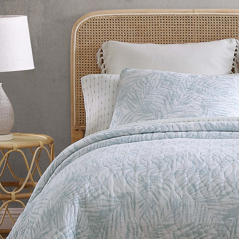 Tommy Bahama Palmday Cotton Reversible Quilt Set, King Quilt + 2 King Shams, Light Green