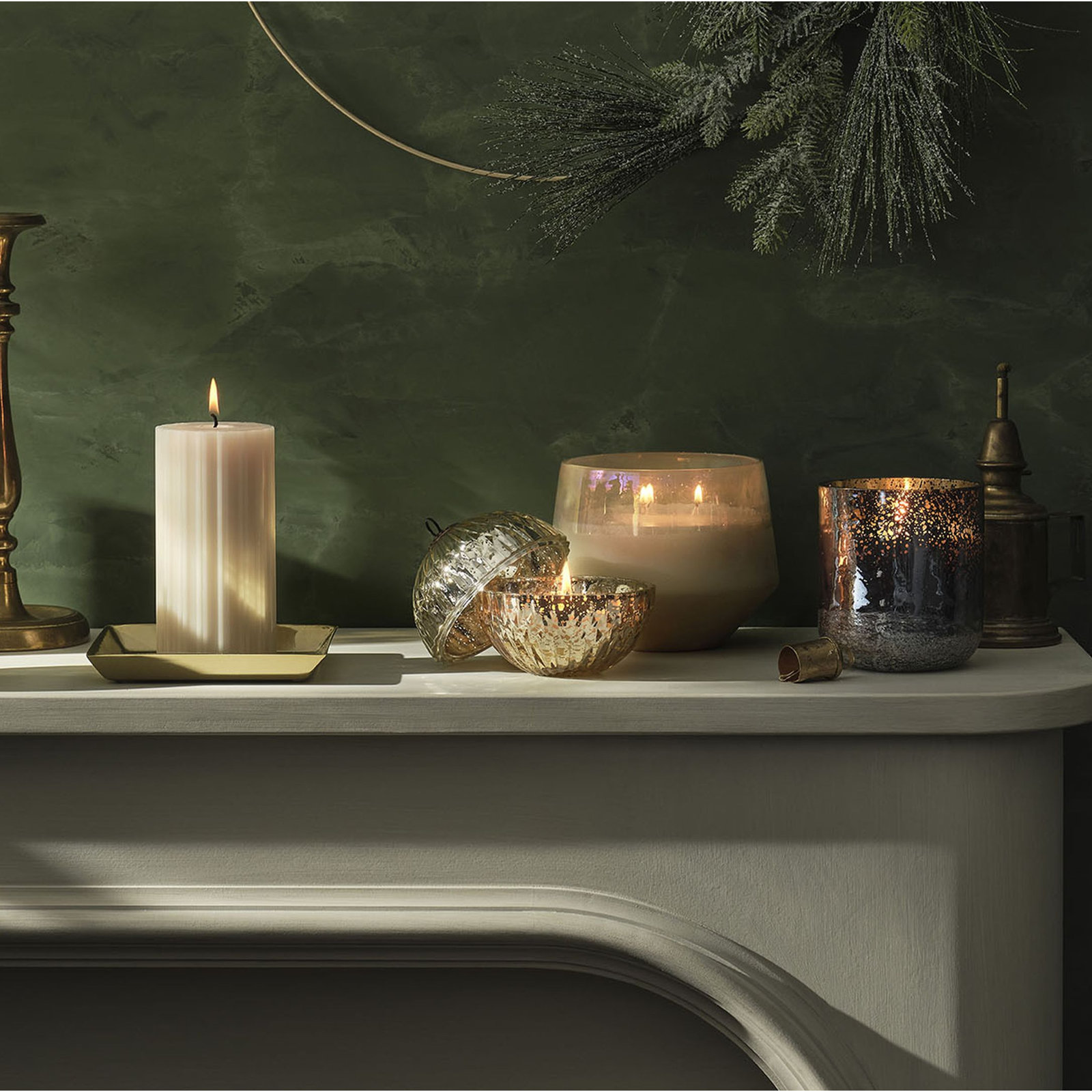 Woodfire Scented Jar Candle, Small Radiant Glass
