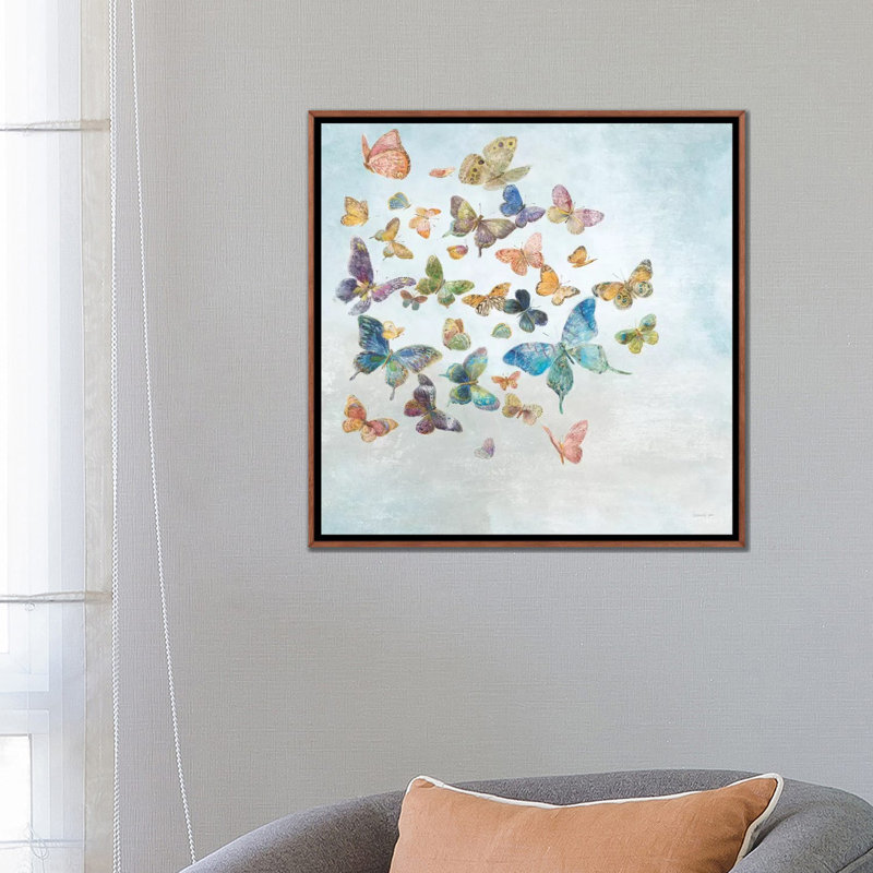 «Beautiful Butterflies Light» par Danhui Nai - reproduction d'art, Toile avec cadre en bois brun classique, Pas de tapis