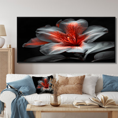 Rose noir et rhododendron Midnight Bloom III - impression d'art mural rhododendron