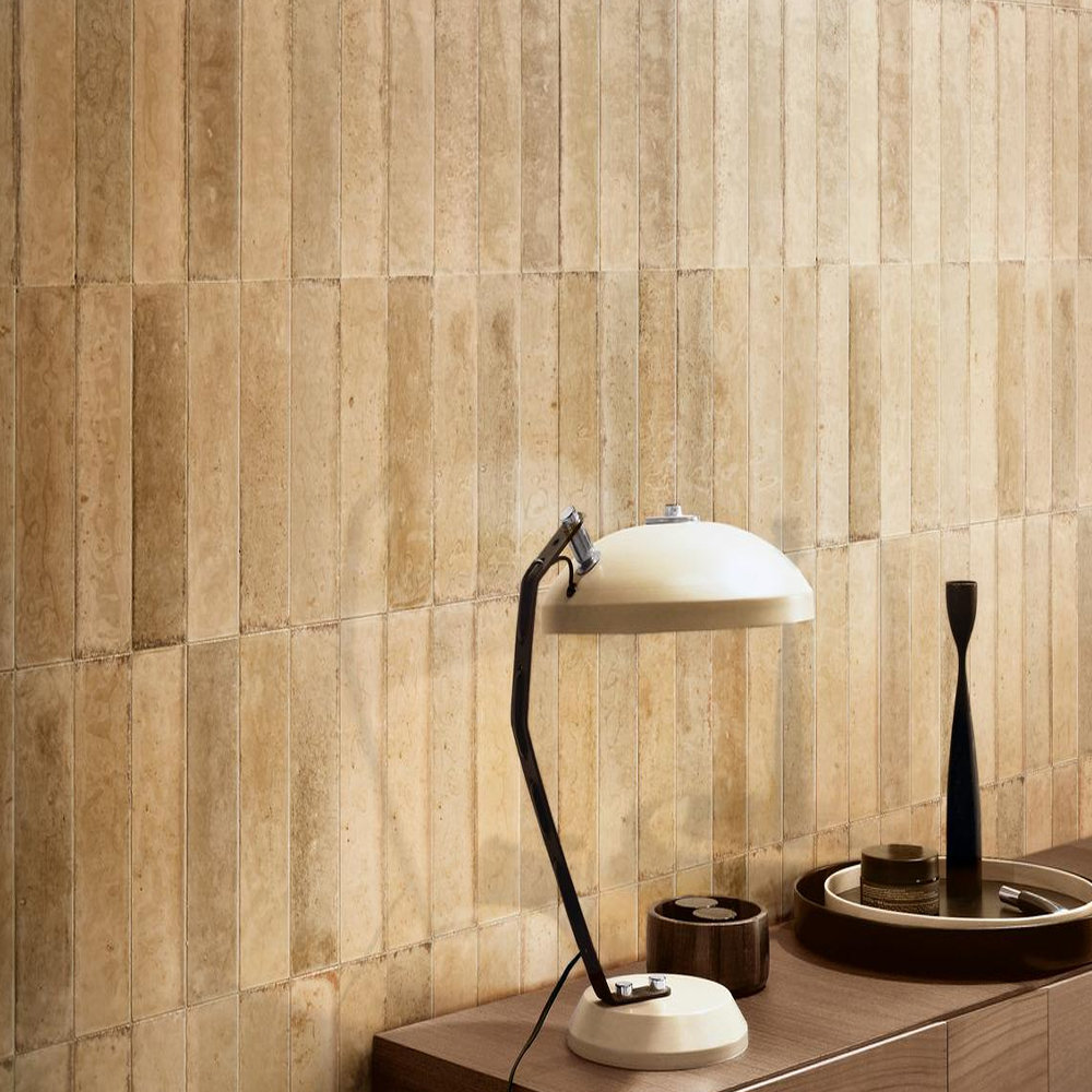 Flatiron 2 3/8" x 9 7/16" Glossy, Beige