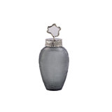 Montague Vase, Medium