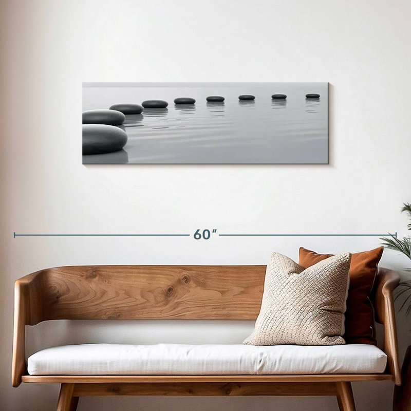 Sur toile, H 42 po x l 14 po x P 1,25 po