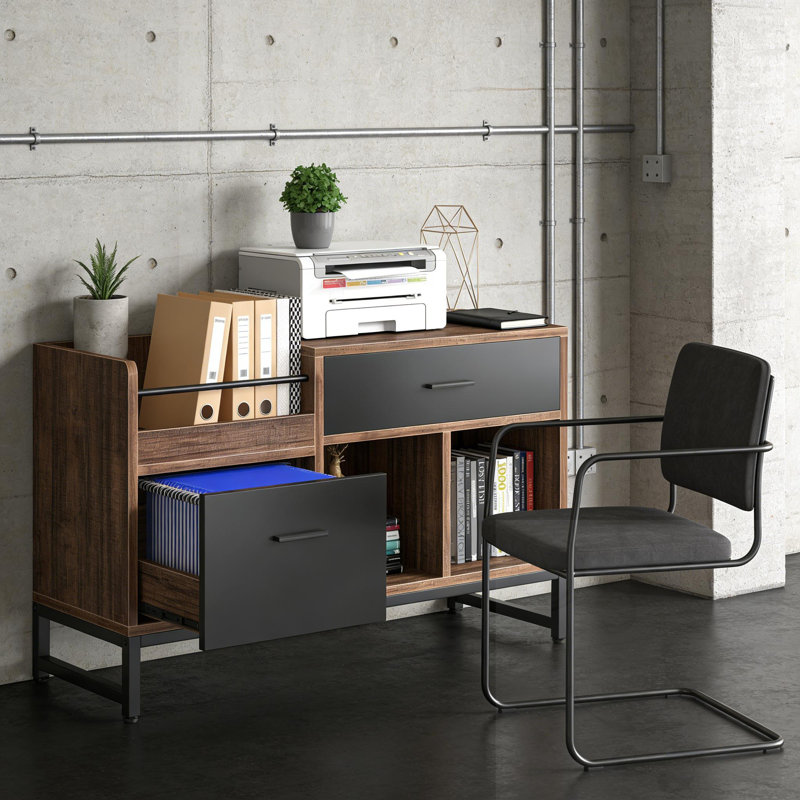 Armoire de rangement en bois avec tiroirs et tablette