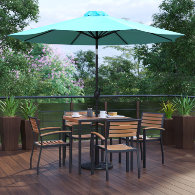 Table de patio carrée en faux teck de 35 po Abdiqani, 4 chaises et parasol 9 pi avec base