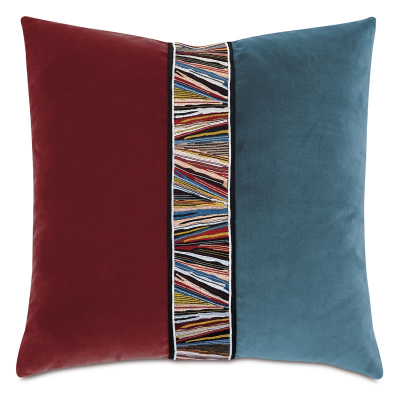 Uma Pillow Cover & Insert, 22" x 22"