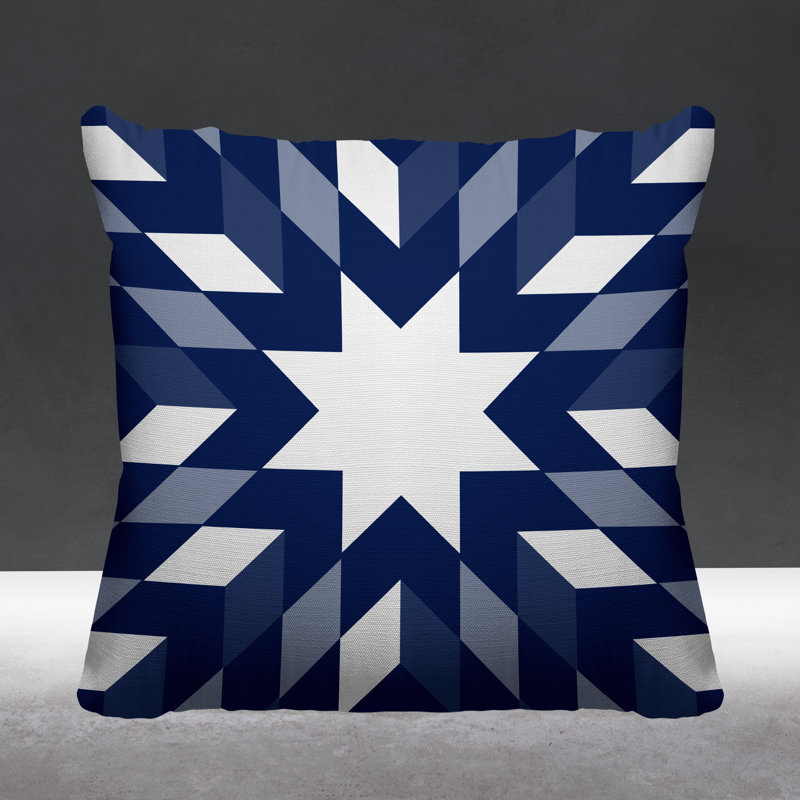 Coussin intérieur / extérieur Lynn Country, L 15 po x H 15 po, Bleu marine