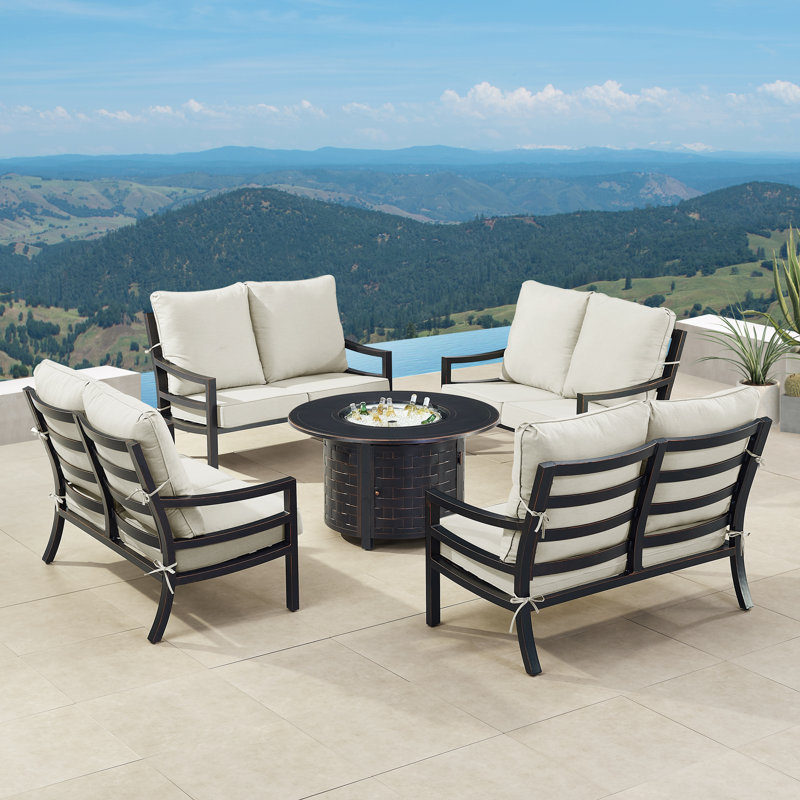 Ensemble de table de foyer en aluminium avec quatre causeuses profondes, Gris clair