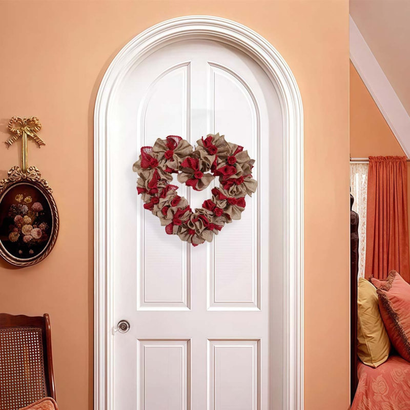 Couronne de Saint-Valentin 15,75 pouces, décoration de mariage en forme de cœur pour le dîner d'anniversaire à la chandelle