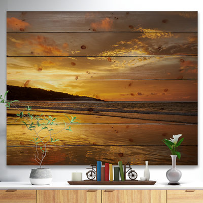 «Amazing Beach with Beautiful Breaking Waves», photographie