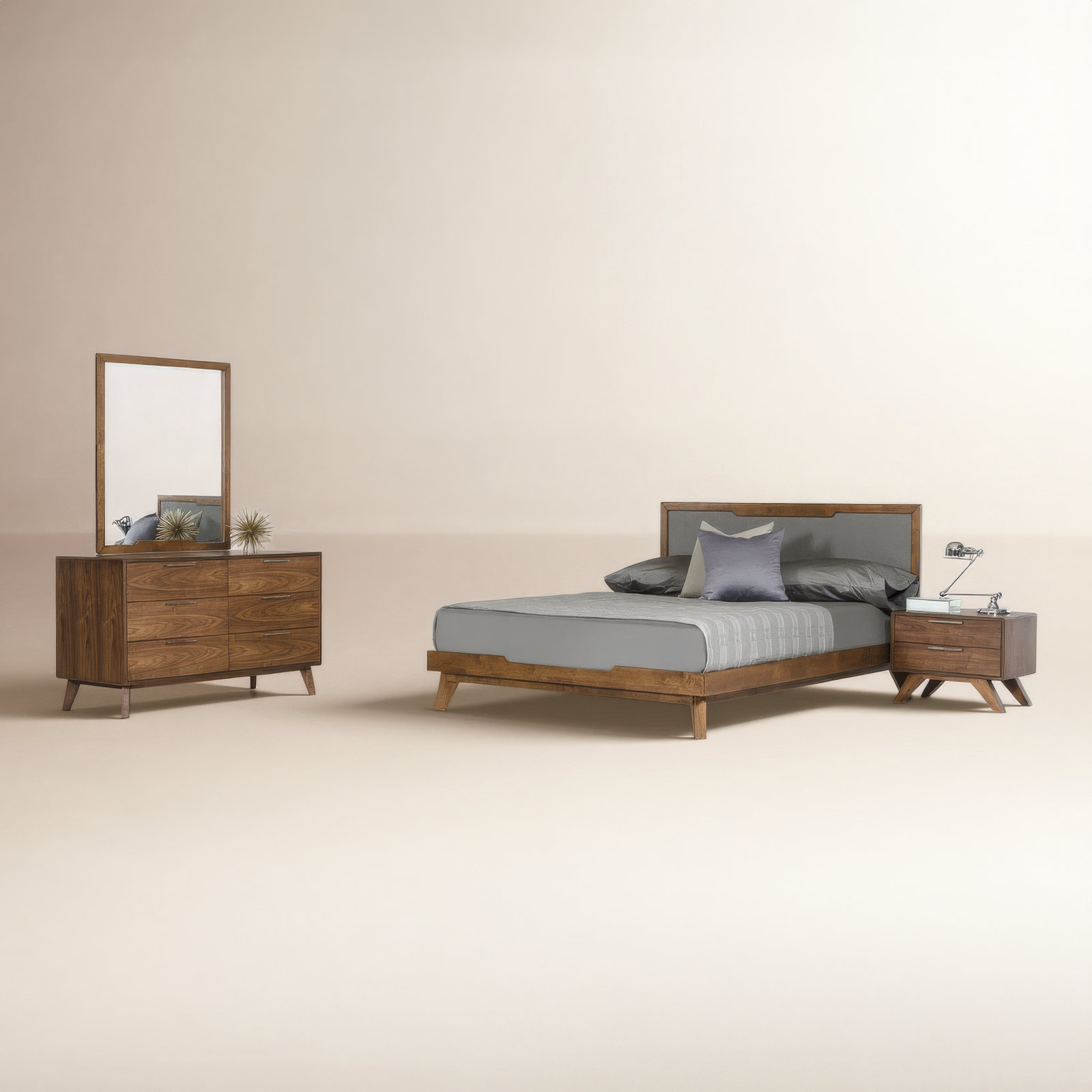 Glow 5-Piece Bedroom Set, Queen, Walnut