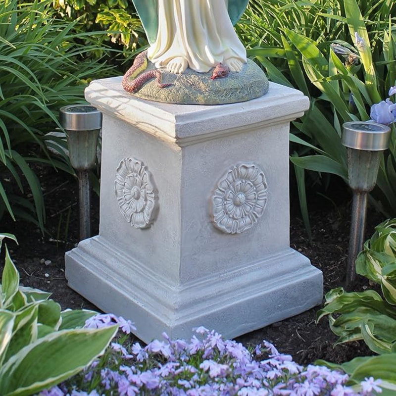 Resin Garden Statue