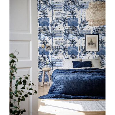 Hungate 2.5m x 2.5m Matte Mural