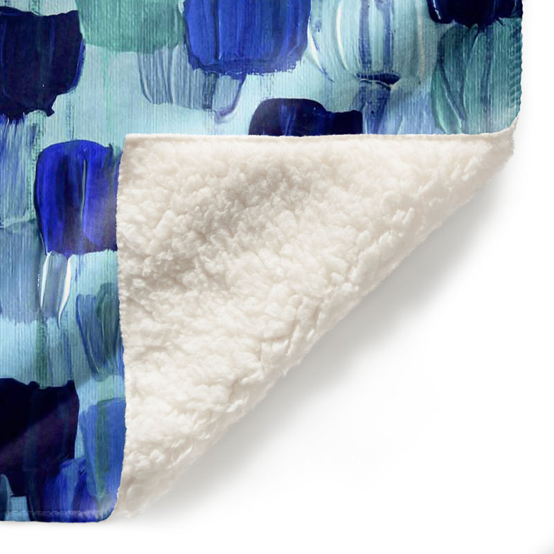Couverture de sherpa à fleur doux blue brush, l 51 po x L 60 po