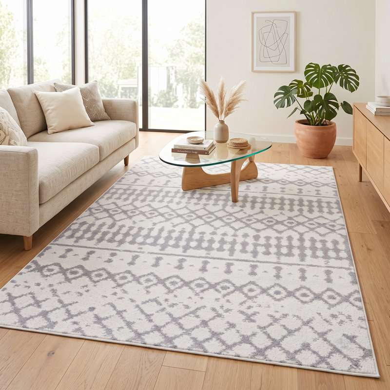 Tapis à motif géométrique blanc cassé / beige Gwyn, Rectangle 4 pi 4 po x 6 pi 2 po
