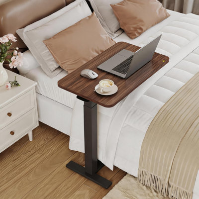Table de lit pneumatique à hauteur ajustable avec roulettes Bureau d'ordinateur portable avec plateau à une touche et porte-gobelet amovible pour canapé, lit, chambre à coucher ou bureau