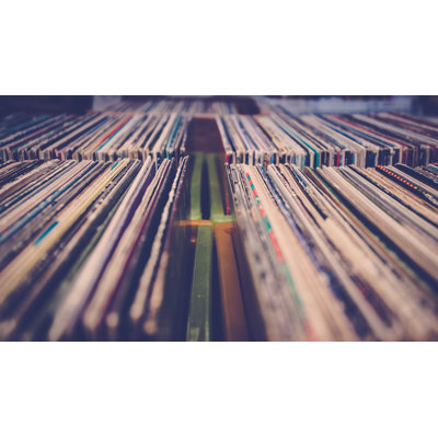 Disques de disques, disques vinyles, collection de vinyles, collection de disques en bacs, rétro