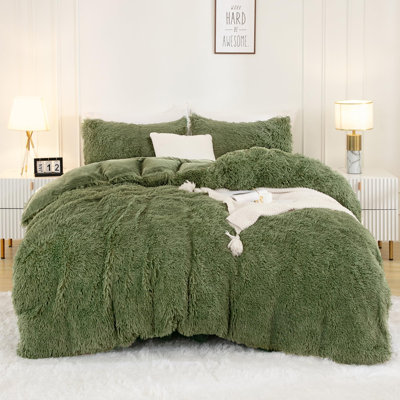 Andency Faux Fur Sage Green Comforter Set Full Size, 3 Pieces Fluffy Fuzzy Plush Bedding Comforter Set (1 Shaggy Velvet Comforter & 2 Pillowcases), Soft Puffy Comfy Down Comforter Bedding Set