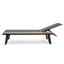 Chaise longue d'extérieur en aluminium avec table d'appoint imperméable à l'eau et à éclats, siège réglable, matériau en maille, cadre en bois à grain de profondeur de 77 pouces pour l'extérieur, gris noir,