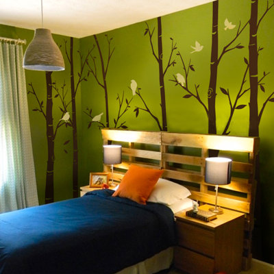 Plants & Flowers Non-Wall Damaging Accent