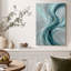 Toile murale abstraite aux motifs fluides turquoise et or-702877852