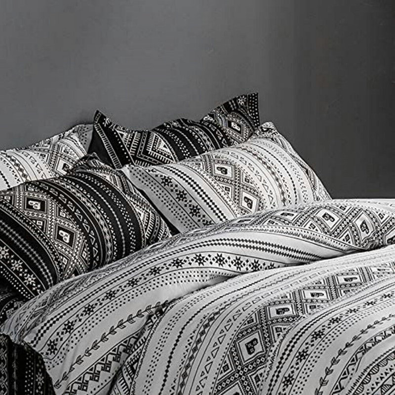 Lekesky Polyester Hand Tufted Striped Duvet Cover, Full / Double Duvet Cover + 2 King Shams