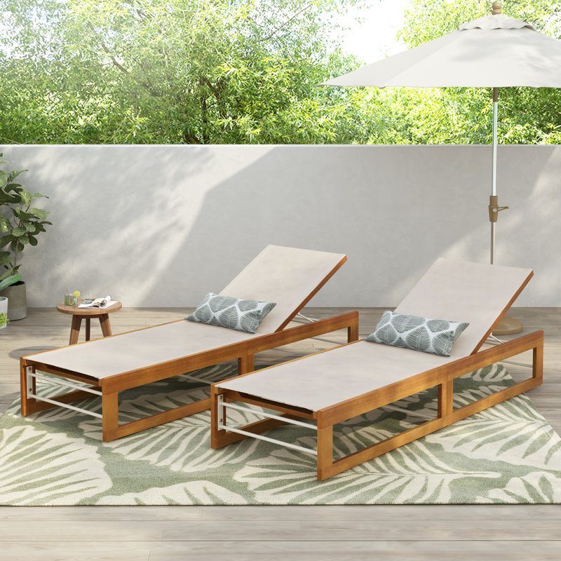 Chaise longue inclinable en acacia de 78,75 po Denzer, Structure en filet / teck beige