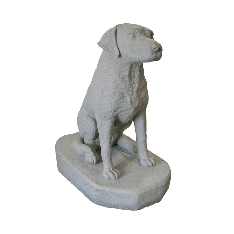 Statue Etta Labrador assise, Granit