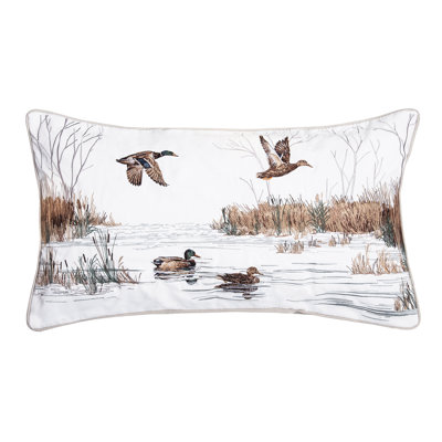 Coussin In The Marsh