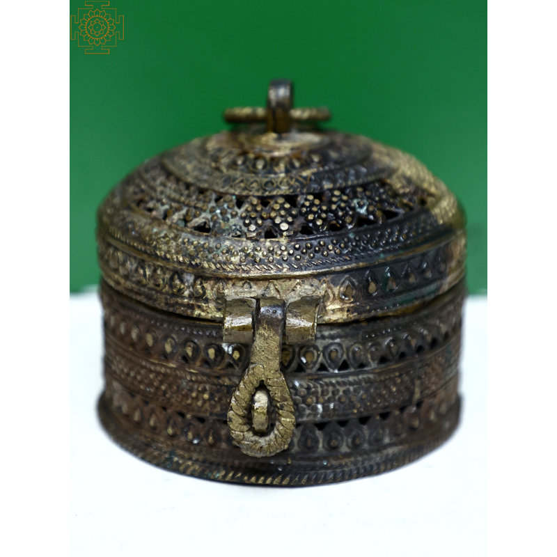 Boîte à bijoux en laiton rétro