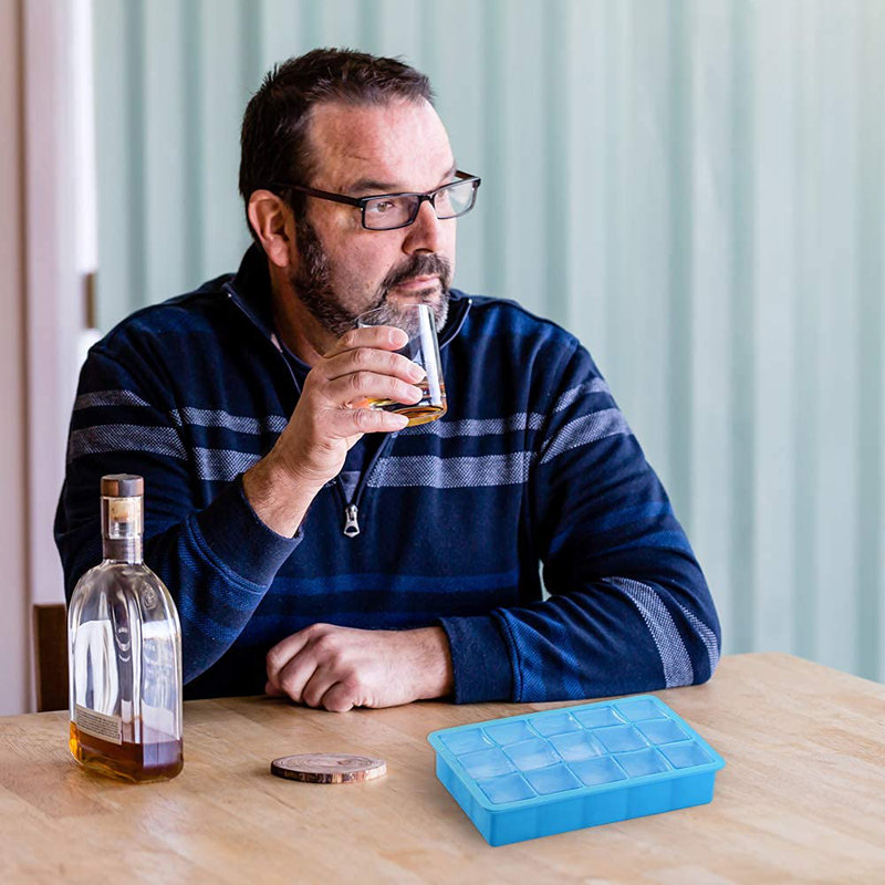 Deavan Silicone Ice Cube Tray