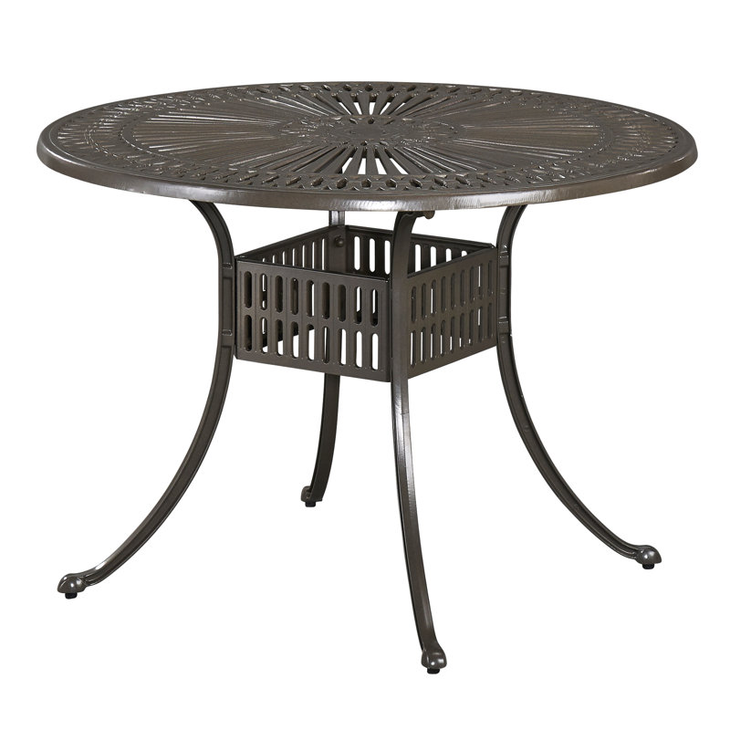 Table de salle à manger en métal Frontenac, L 42 po x l 42 po