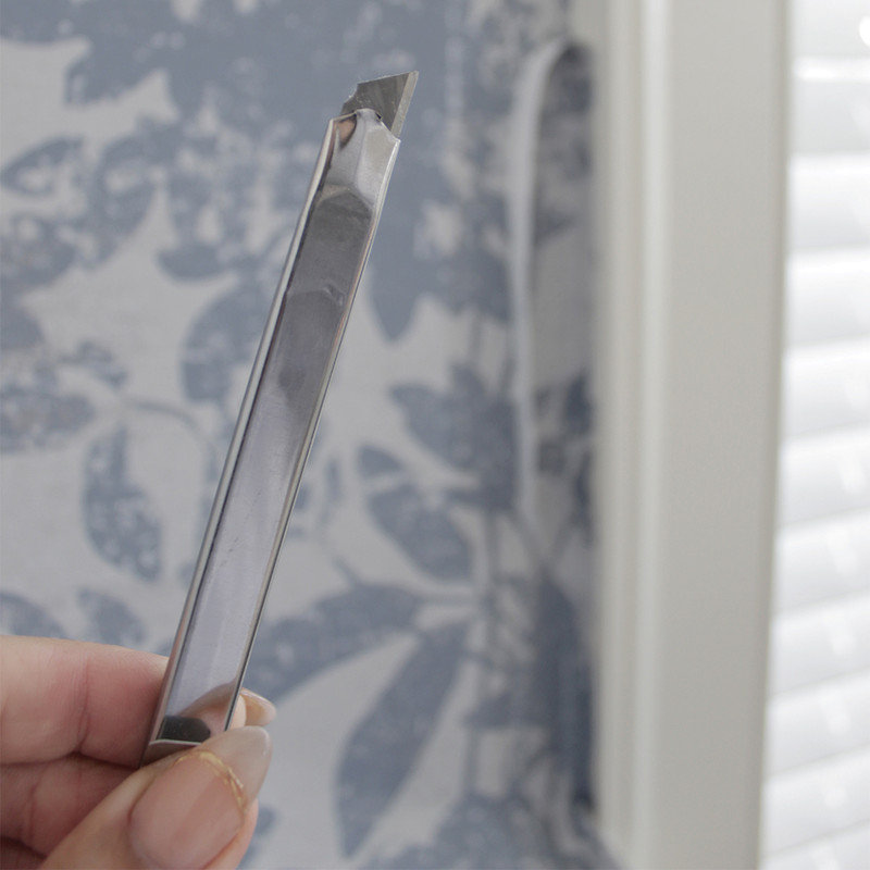 Wallpaper Squeegee & Utility Knife Kit