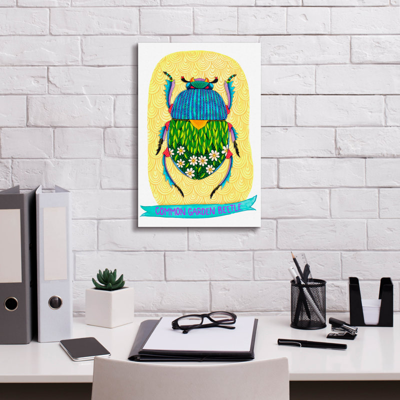 «Common Garden Beetle Mounted» par Hello Angel, art mural sur toile, H 18 po x l 12 po x P 0,75 po