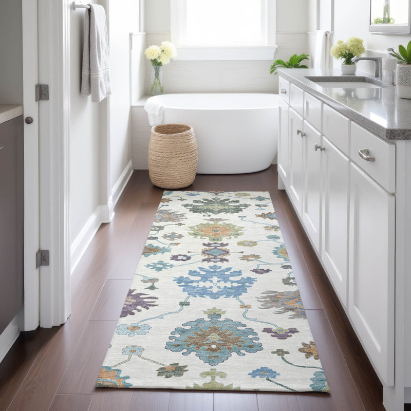 Machine Washable Indoor/Outdoor Chantille ACN2532 Traditional Rug, Runner 2'3" x 7'6", Ivory
