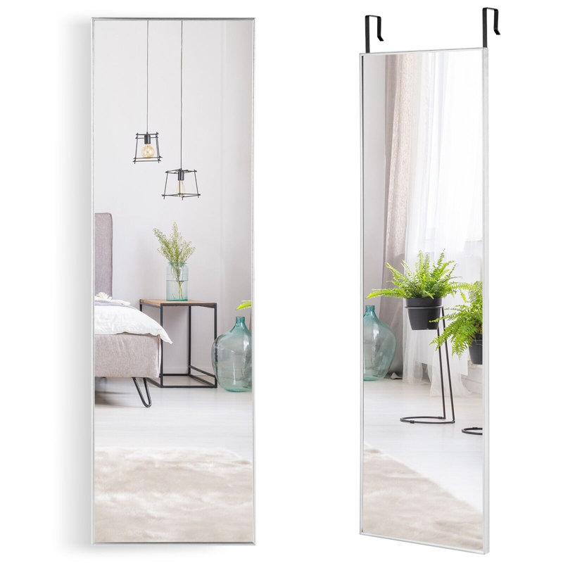 Raevin Metal Mirror, Silver