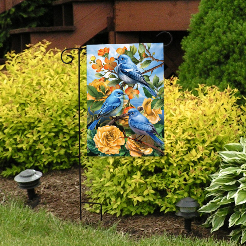 Drapeau de jardin Bluebirds and Roses, Oiseaux jaunes/bleus/verts