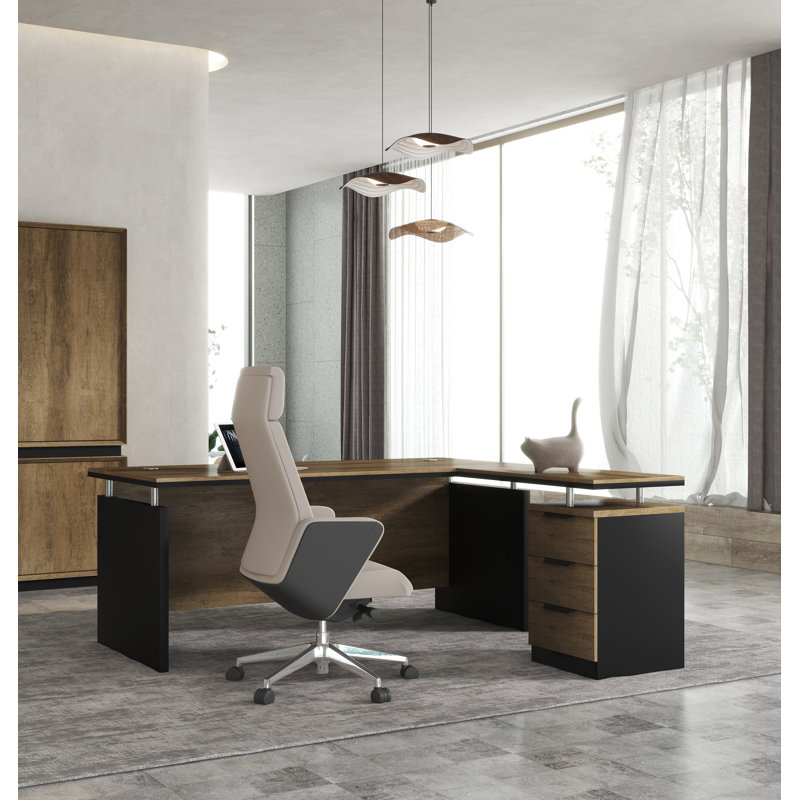 Ensemble de bureau de direction en L de 63 pouces avec table d'appoint, bureau industriel moderne en bois avec 3 tiroirs, gestion des câbles intégrée et prise de courant, finition en bois véritable, poste de travail réversible pour retour à la maison gauche / droite